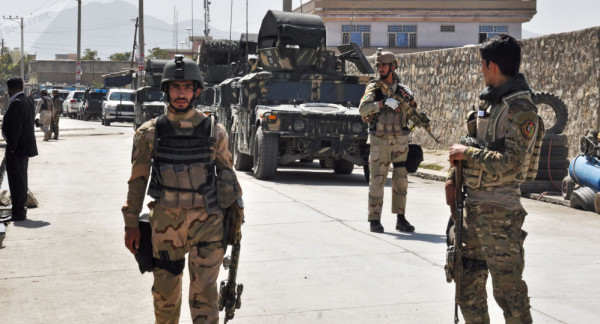 هجوم مسلح يستهدف قافلة لقوات الأمن الأفغانية في كابل