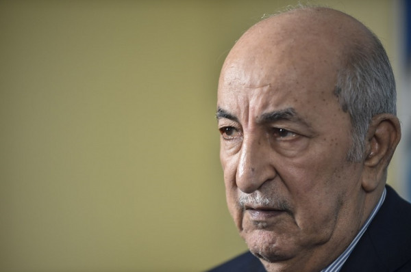 الرئيس الجزائري يمدد آجال الترشح للانتخابات النيابية