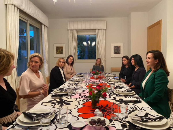 سفيرة فنلندا تقيم مأدبة إفطار رمضاني على شرف نخبة من النساء العربيات