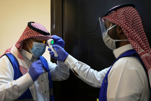 الصحة السعودية: تسجيل 1056 إصابة و11 وفاة جديدة بفيروس (كورونا)