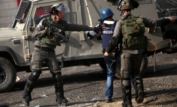 اللواء أبو بكر: أدعو المجتمع الدولي لحماية الصحفيين الفلسطينيين من اعتداءات الاحتلال