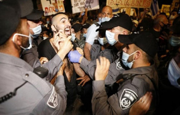 الشرطة الإسرائيلية اعتقلت 250 فلسطينيًا من أراضي الـ48 اليومين الماضيين
