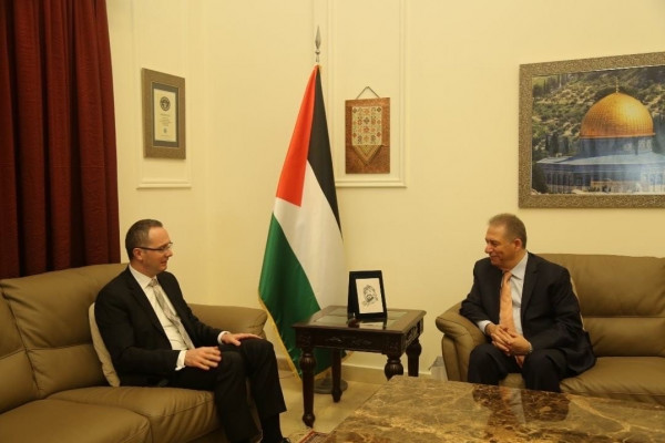 السفير دبور يستقبل السفير التركي في لبنان