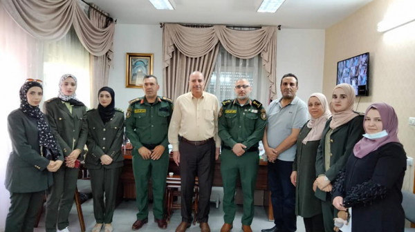 وفد الأمن الوطني الفلسطيني يزور مديرية التربية والتعليم في الخليل