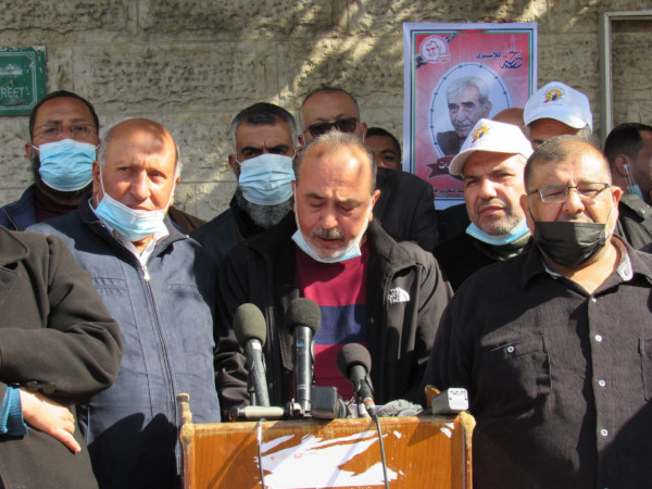 غزة: وقفة تضامنية مع أسرى القدس ومناطق عام 48 أمام مقر الصليب الأحمر