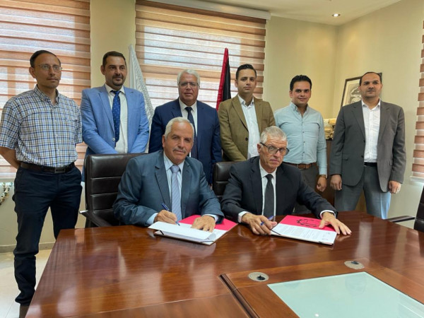 بوليتكنك وأبناء حامد الجدع توقعان اتفاقية لإنشاء مركز لدعم الصناعة وبراءات الاختراع