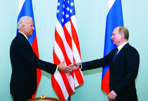 بوتين: اتفقنا مع بايدن على إعادة السفيرين الروسي والأمريكي لمكاني عملهما