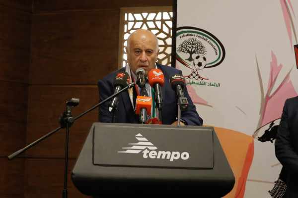 الرجوب يوقع بروتوكول تعاون لاختياركرة القدم ماركة (Tempo) كرة رسمية للاتحاد