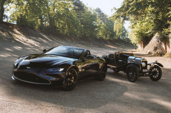 شاهد كيف احتفلت أستون مارتن بمرور 100 عام على طرح أيقونتها Vantage