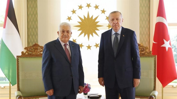 "استغرق ساعة و15 دقيقة".. انتهاء لقاء أبو مازن وأردوغان في اسطنبول
