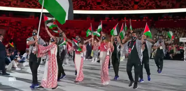 فيديو: لحظة دخول بعثة فلسطين في افتتاح أولمبياد "طوكيو 2020"