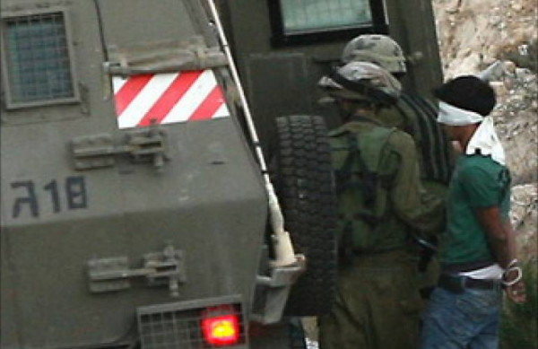 الاحتلال يعتقل طفلين من أمام باب العامود بالقدس