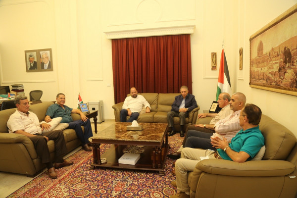 دبور يلتقي المجلس الاداري لجمعية الهلال الاحمر الفلسطيني في لبنان