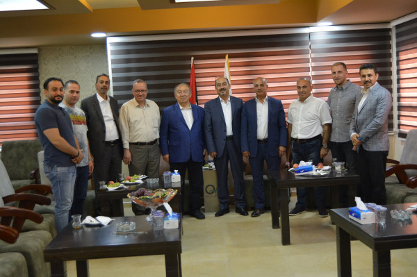 ملتقى رجال الأعمال يلتقي وزير الاقتصاد الوطني