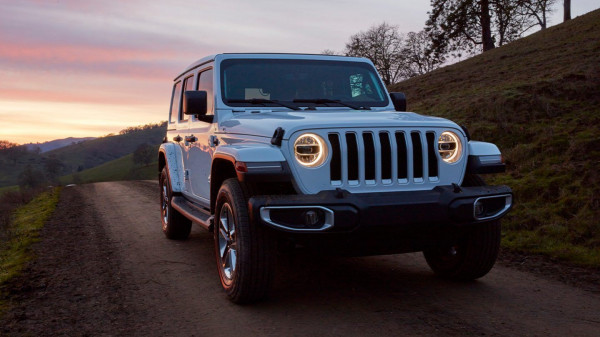شاهد: "Jeep" تظهر بقوة مع رباعية دفع جديدة ومتطورة