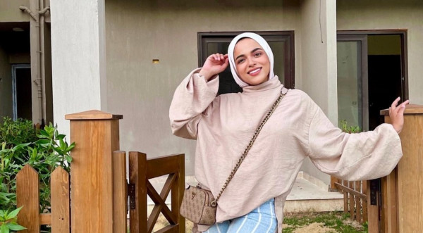 من وحي المدوّنة سحر فؤاد.. إليك أجمل الأزياء المقلّمة