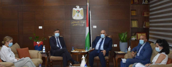 فلسطين والدنمارك تبحثان تعزيز التعاون فيما يخص سوق العمل وبناء قدرات المجتمع