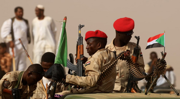 محلل سياسي يكشف أسباب محاولة الانقلاب في السودان