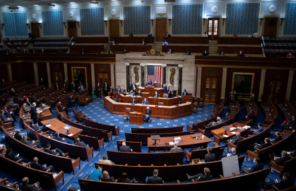 مجلس النواب الأمريكي يعتمد ميزانية دفاع تتضمن عقوبات جديدة ضد روسيا