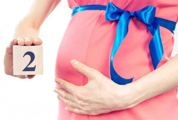 ما هي علامات استمرار الحمل في الشهر الثاني؟