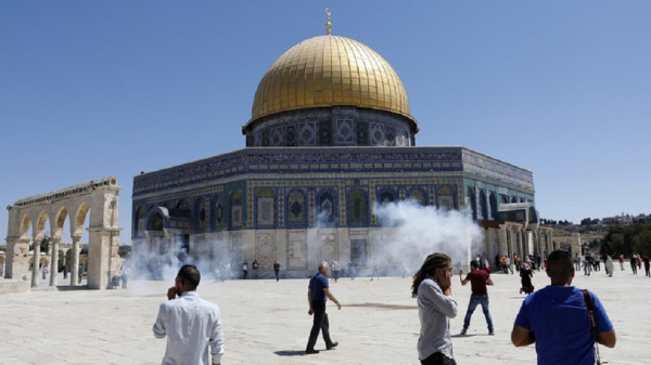 الأردن يُطالب إسرائيل بالكف عن انتهاكاتها بـ"الأقصى"