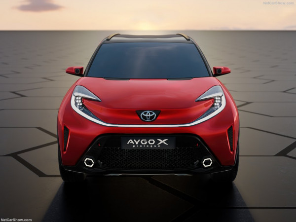 تويوتا تكشف عن سيارتها (Toyota Aygo X)