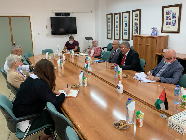 رئيس جامعة القدس يستقبل مدير الوكالة الإيطالية للتعاون الإنمائي بحثًا لسبل التعاون
