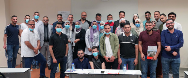 الجامعة العربية الأمريكية تختتم دورة العناية التنفسية لموظفي وزارة الصحة