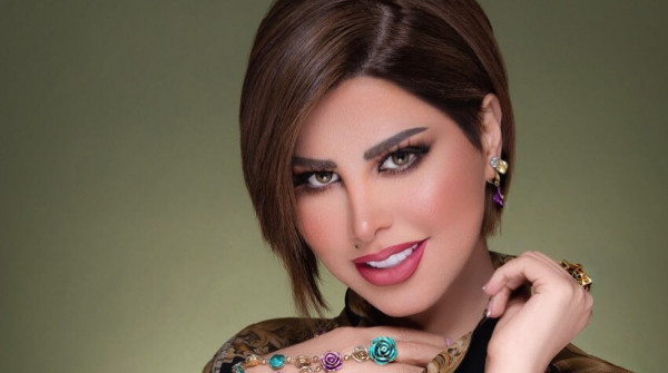 شاهد: شمس الكويتية تحدث ضجة وتصف نفسها بـ"الشبشب"