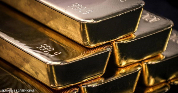 كيف يؤثر الدولار الأمريكي على أسعار الذهب؟