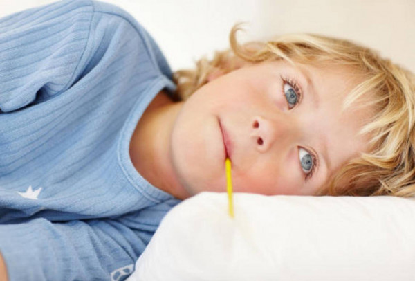 ما هي مخاطر اللتهاب اللوزتين المتكرر عند الأطفال ؟