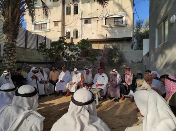 لجنة إصلاح دير البلح تنجز صلحاً عشائريا بين عائليتي الديراوي والأخرس