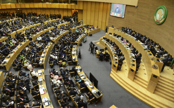 الاتحاد الإفريقي يعلق مشاركة السودان في كافة الأنشطة الخاصة به