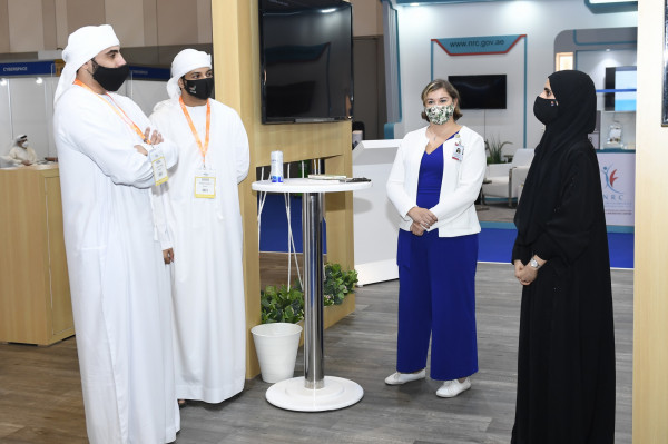 جامعة الإمارات العربية المتحدة تشارك في فعاليات قمة "أقدر العالمية"