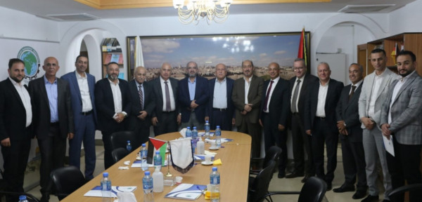 ملتقى رجال الأعمال الفلسطيني يجتمع مع جمعية رجال الأعمال