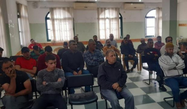 نقابة العاملين بالحطب والفحم النباتي والصناعي تعقد مؤتمرها الاول وتنتخب قيادتها العمالية