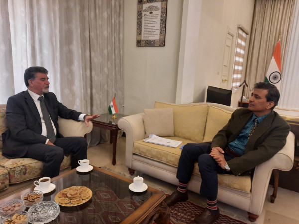 السفير عبد الهادي يبحث مع سفير جمهورية الهند آخر تطورات القضية الفلسطينية