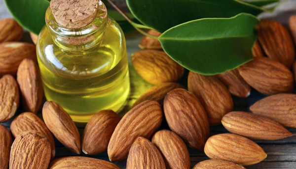 احذر.. اللوز خطير على صحتك في هذه الحالة