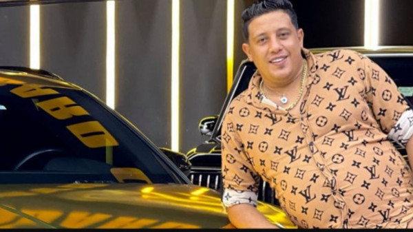 حمو بيكا:" لا للتنمر.. وانتو لي بتعاملونا كحشرات في بلدنا"
