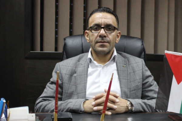 الاحتلال يفرج عن محافظ القدس ويجدد قرار الإقامة الجبرية بحقه