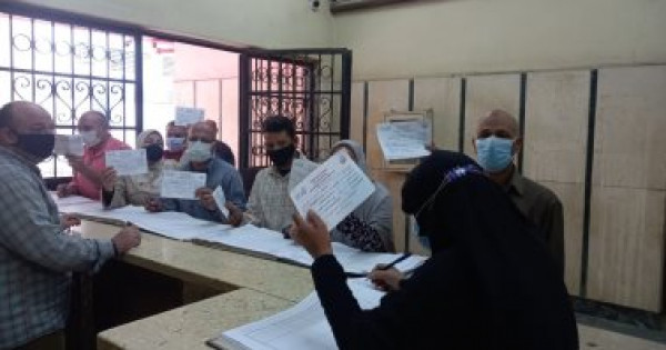مصر: منع المواطنين غير الملقحين ضد (كورونا) من دخول المؤسسات الحكومية