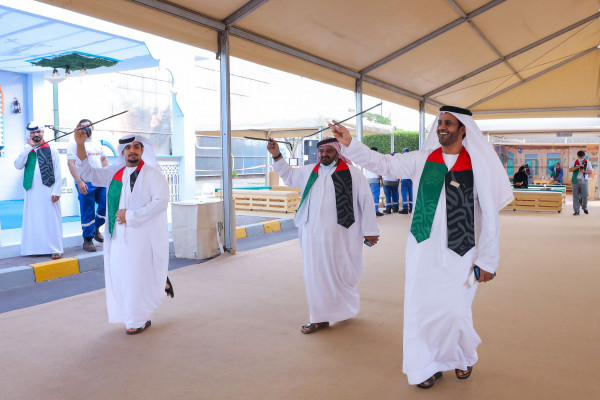 حديد الإمارات تحتفل باليوبيل الذهبي للدولة