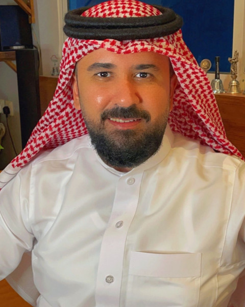 الإعلامي البقشي يطالب بتخصيص ٢٠ مليار دولار لتمويل البحث العلمي في
الوطن العربي