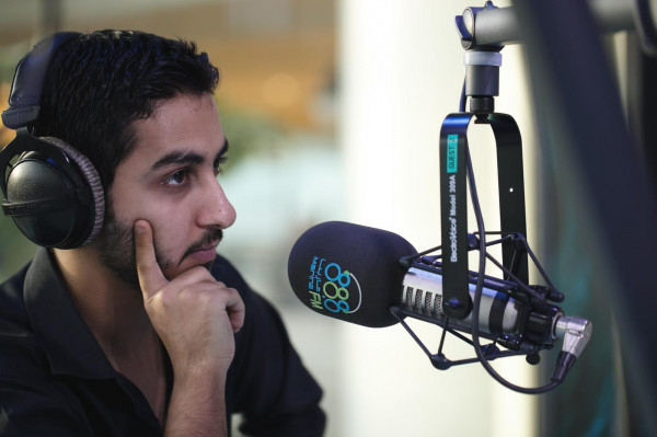 الإعلامي محمد العنزي يشيد بتصويت فلسطين للاعب المصري محمد صلاح