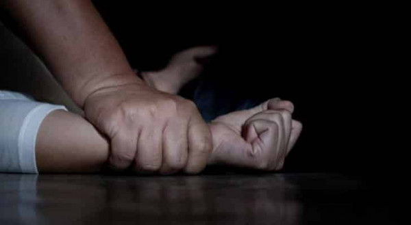 نهاية مأساوية لشاب حاول "اغتصاب" ابنة عشيقته