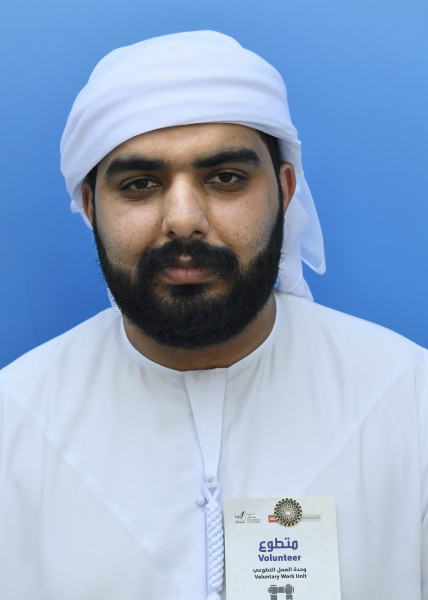طلاب متطوعون من جامعة الإمارات يساهمون في تعريف زوار إكسبو بمخرجات تقنيات التعليم