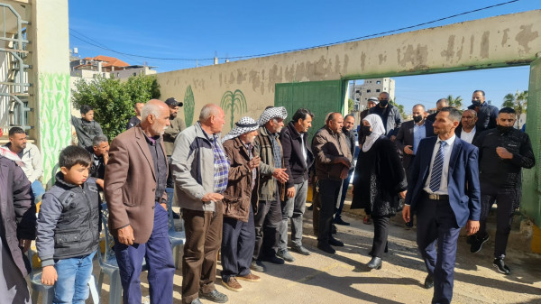 غنام تقدم واجب العزاء بشهداء لقمة العيش في عقربا