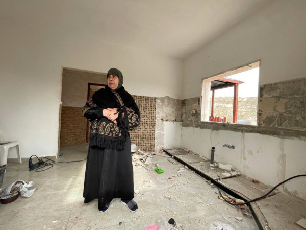 الاحتلال يجبر عائلة مقدسية على هدم منزلها في صور باهر