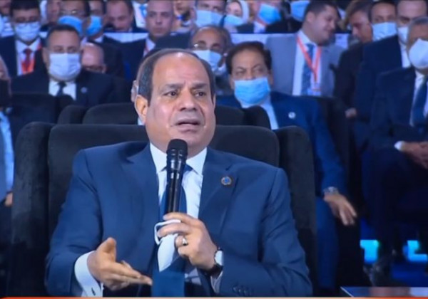 السيسي: مصر ستنتج أول سيارة كهربائية عام 2023
