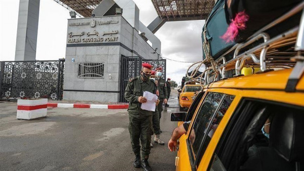 هيئة المعابر بغزة توضح أنواع المواد التي يمنع الجانب المصري عبورها